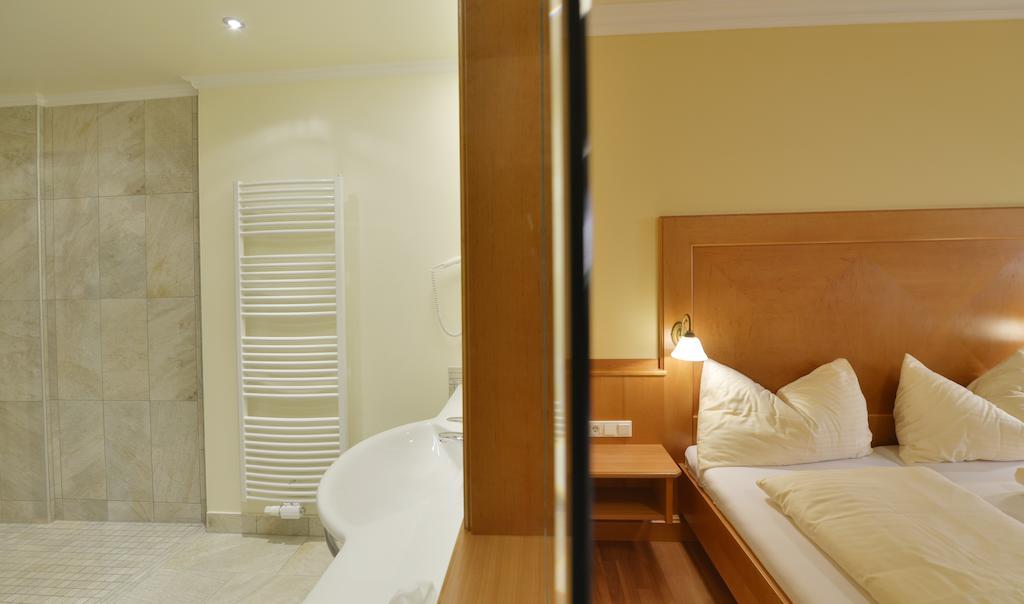 Geniesserhof Haimer - Hotel Garni Poysdorf Habitación foto