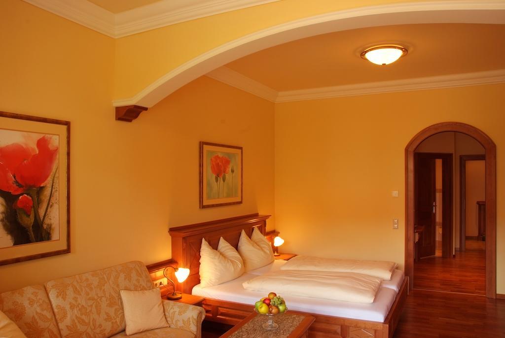 Geniesserhof Haimer - Hotel Garni Poysdorf Habitación foto