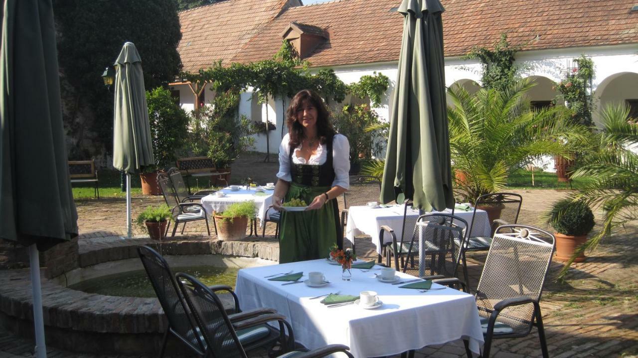 Geniesserhof Haimer - Hotel Garni Poysdorf Exterior foto
